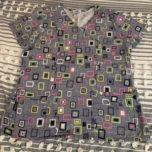 Women’s scrub top